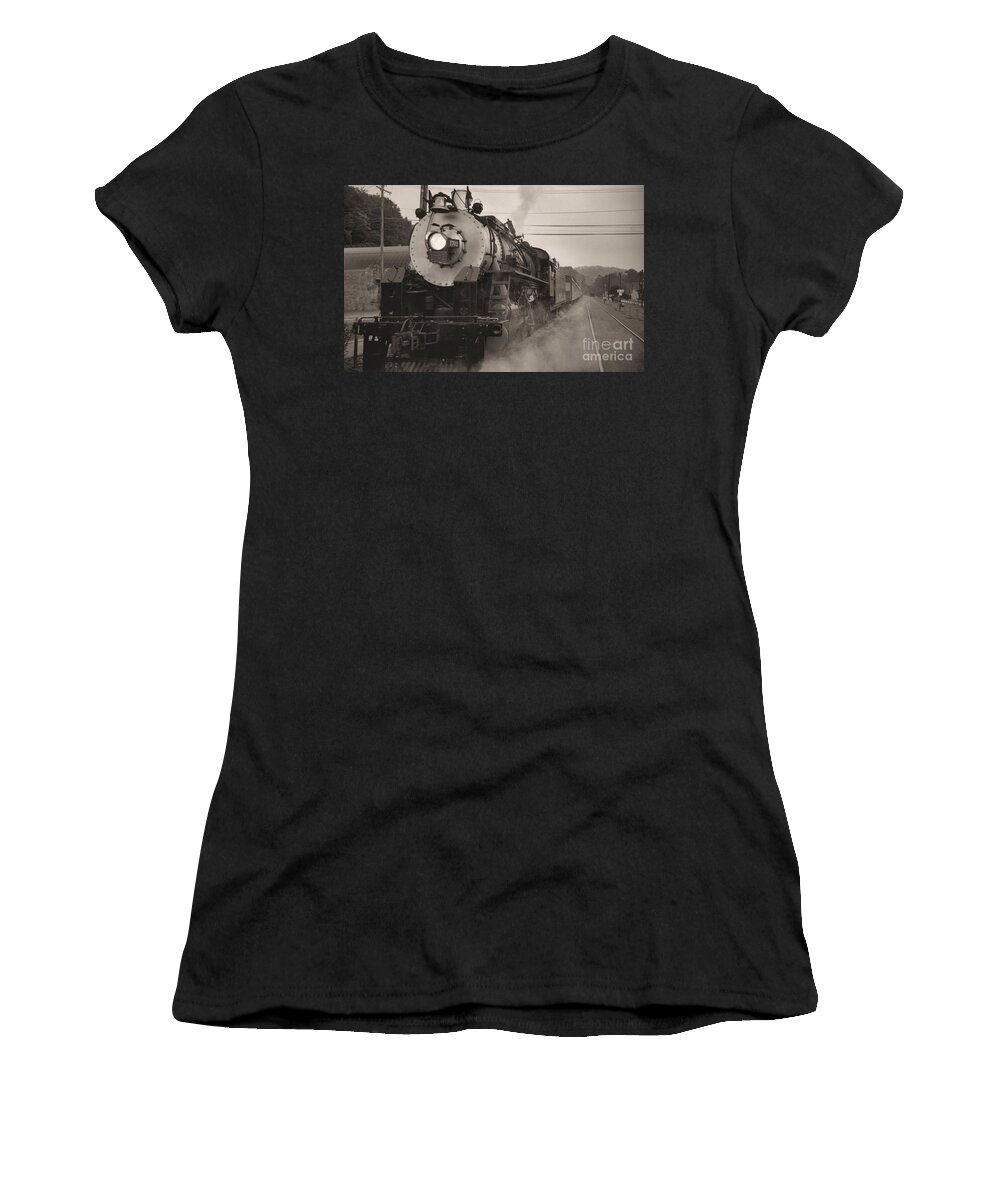 Trains Women's T-Shirt featuring the photograph The 1702 At Dillsboro by Richard Rizzo