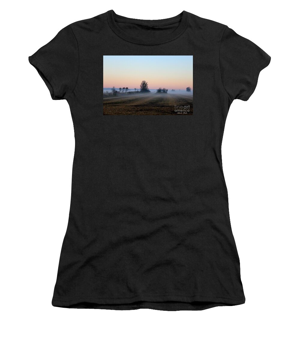 Morning Women's T-Shirt featuring the photograph The Fog by Elfriede Fulda