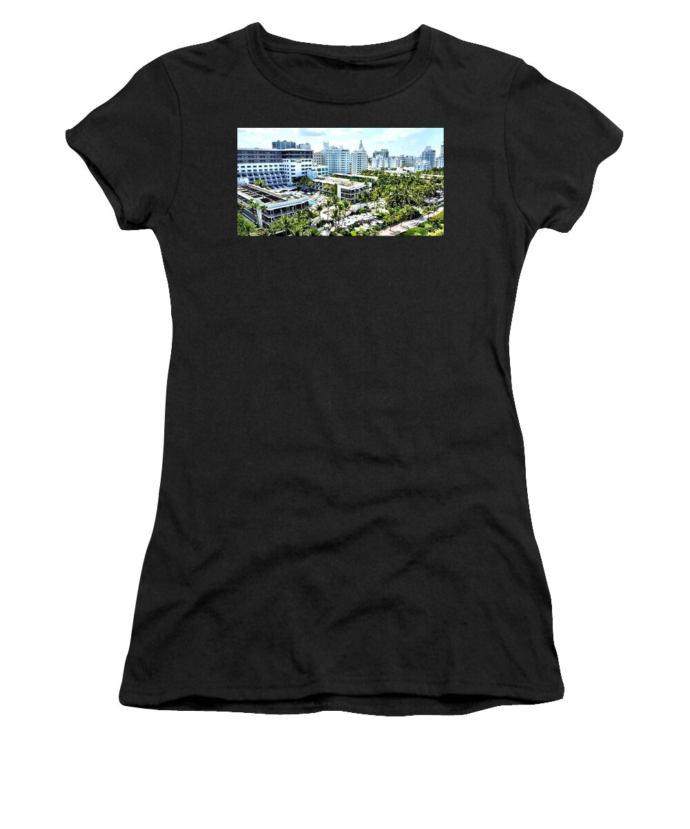 South Beach Women's T-Shirt featuring the photograph The Stay by Michael Albright