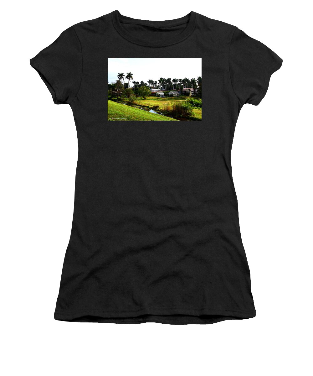 Pahokee Women's T-Shirt featuring the photograph Town of Pahokee by Barbara Bowen