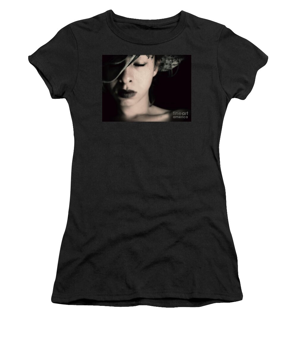  Women's T-Shirt featuring the photograph Unattached by Jessica S