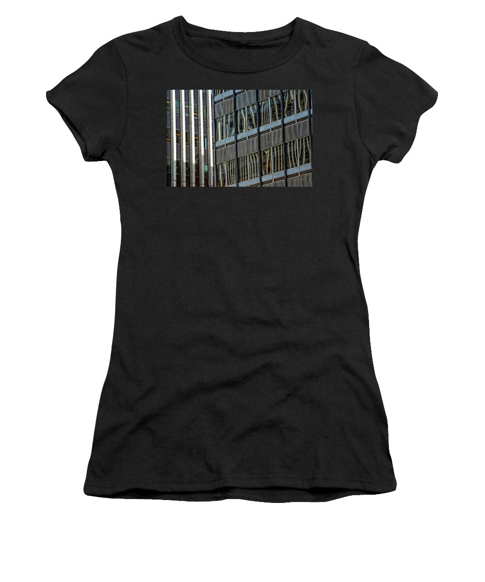 Abstract Women's T-Shirt featuring the photograph Vertigo by Donna Blackhall
