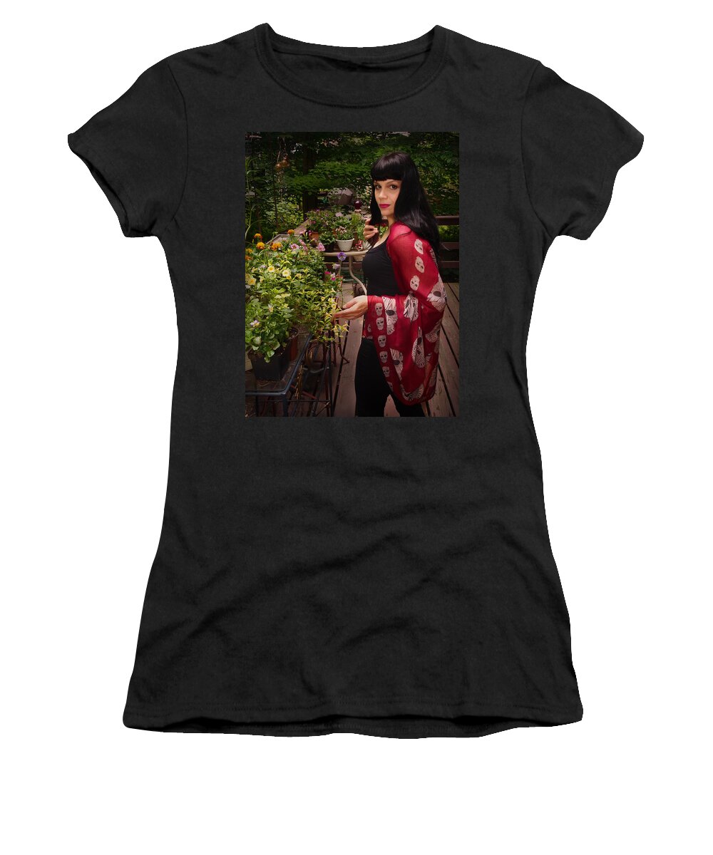 Dorothy_lee Women's T-Shirt featuring the photograph Welcome To The Garden by Dorothy Lee