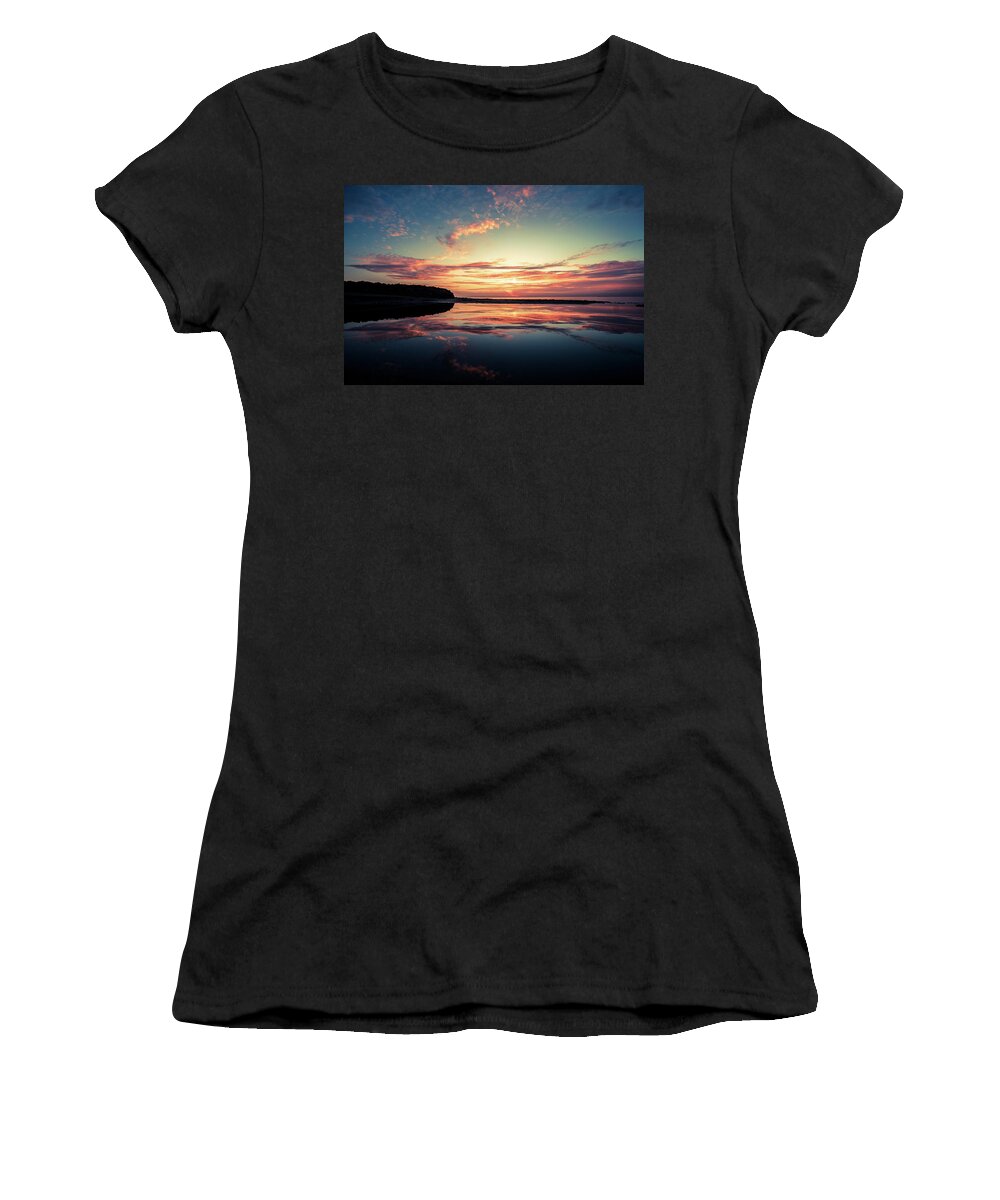 2019 Women's T-Shirt featuring the photograph Lake Erie Sunset #26 by Dave Niedbala