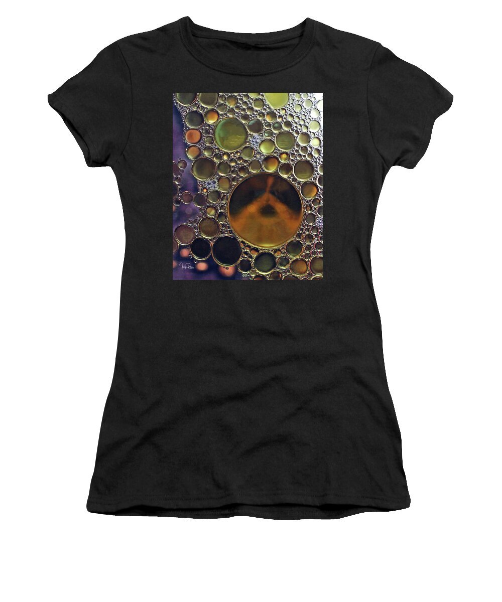 Jenniferrobin.gallery Women's T-Shirt featuring the photograph Circle Of Peace by Jennifer Robin