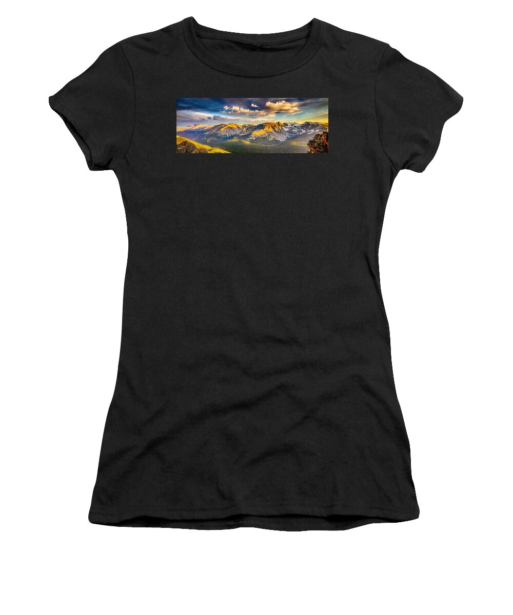 Long's Peak Women's T-Shirt featuring the photograph Sunset at Rock Cut by Fred J Lord