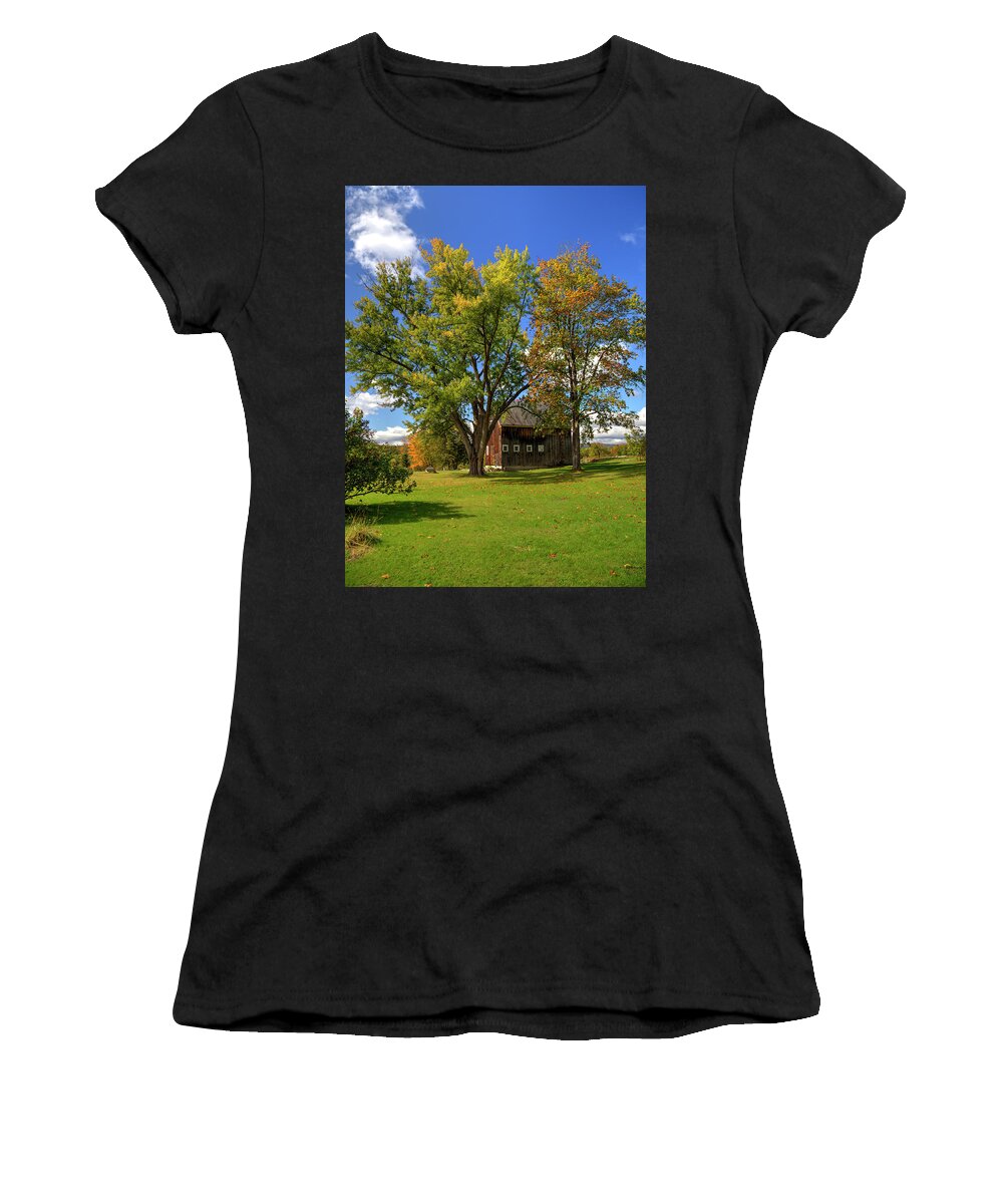 Fine Art Women's T-Shirt featuring the photograph Colonial Style Barn by Robert Harris
