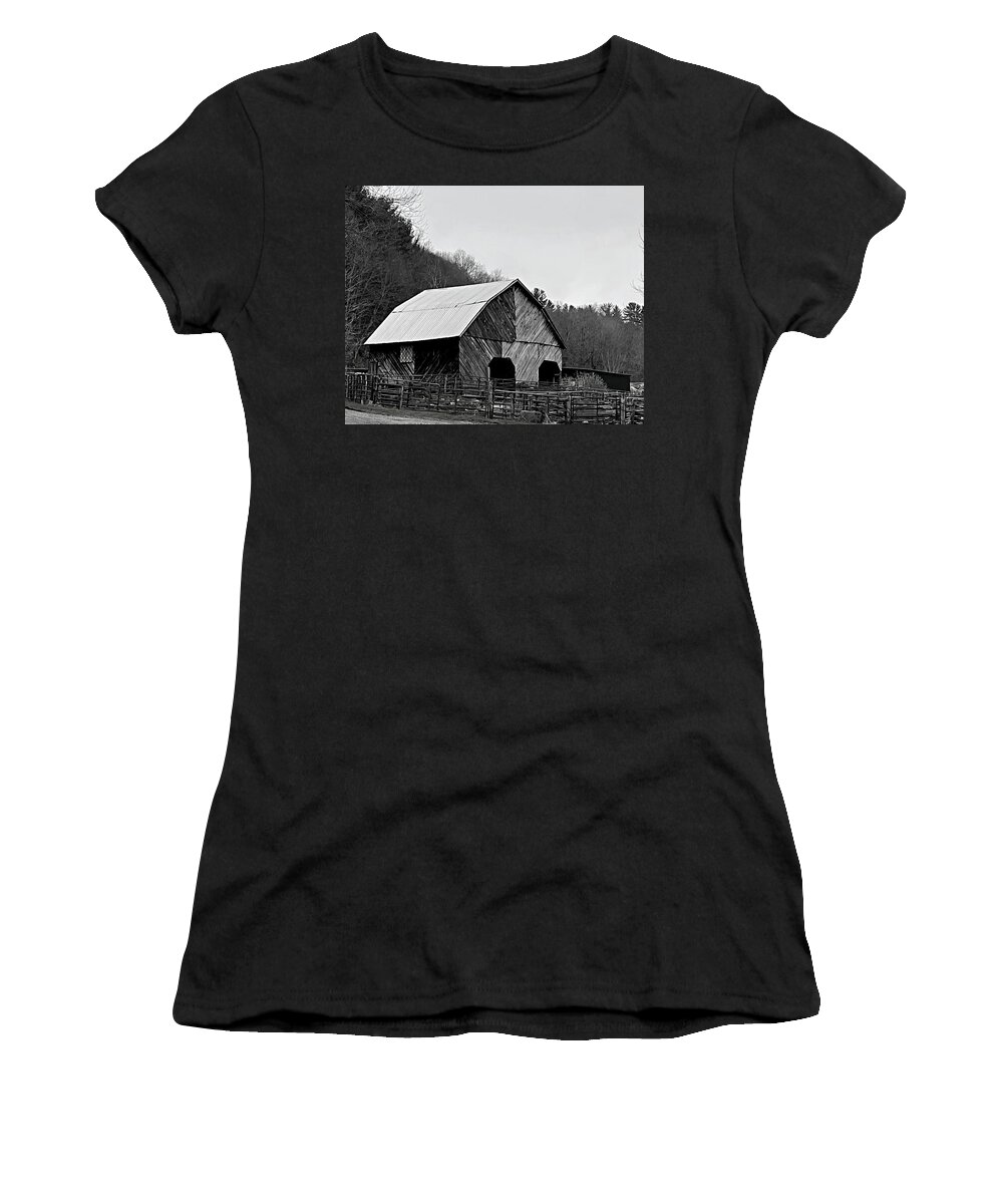 Barn Women's T-Shirt featuring the photograph Country Man's Mansion BW by Lee Darnell