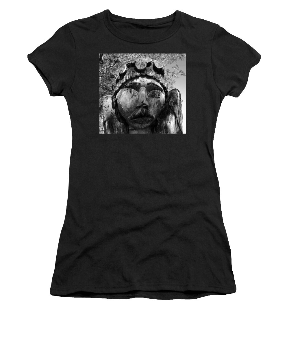 Fading Beauty Women's T-Shirt featuring the photograph Fading beauty by David Lee Thompson