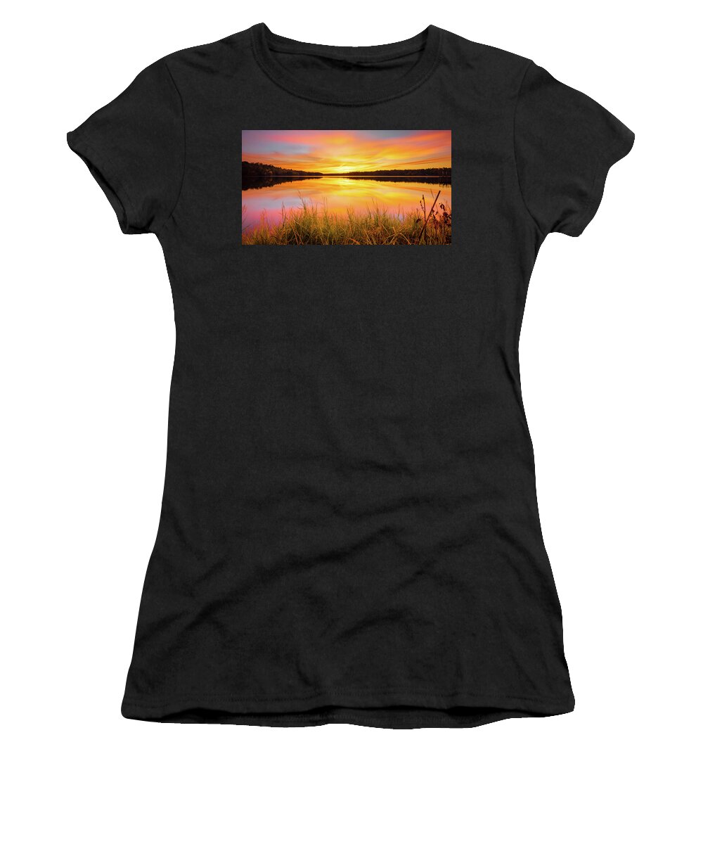 Davis Lake Women's T-Shirt featuring the photograph Serenity At Davis Lake by Jordan Hill