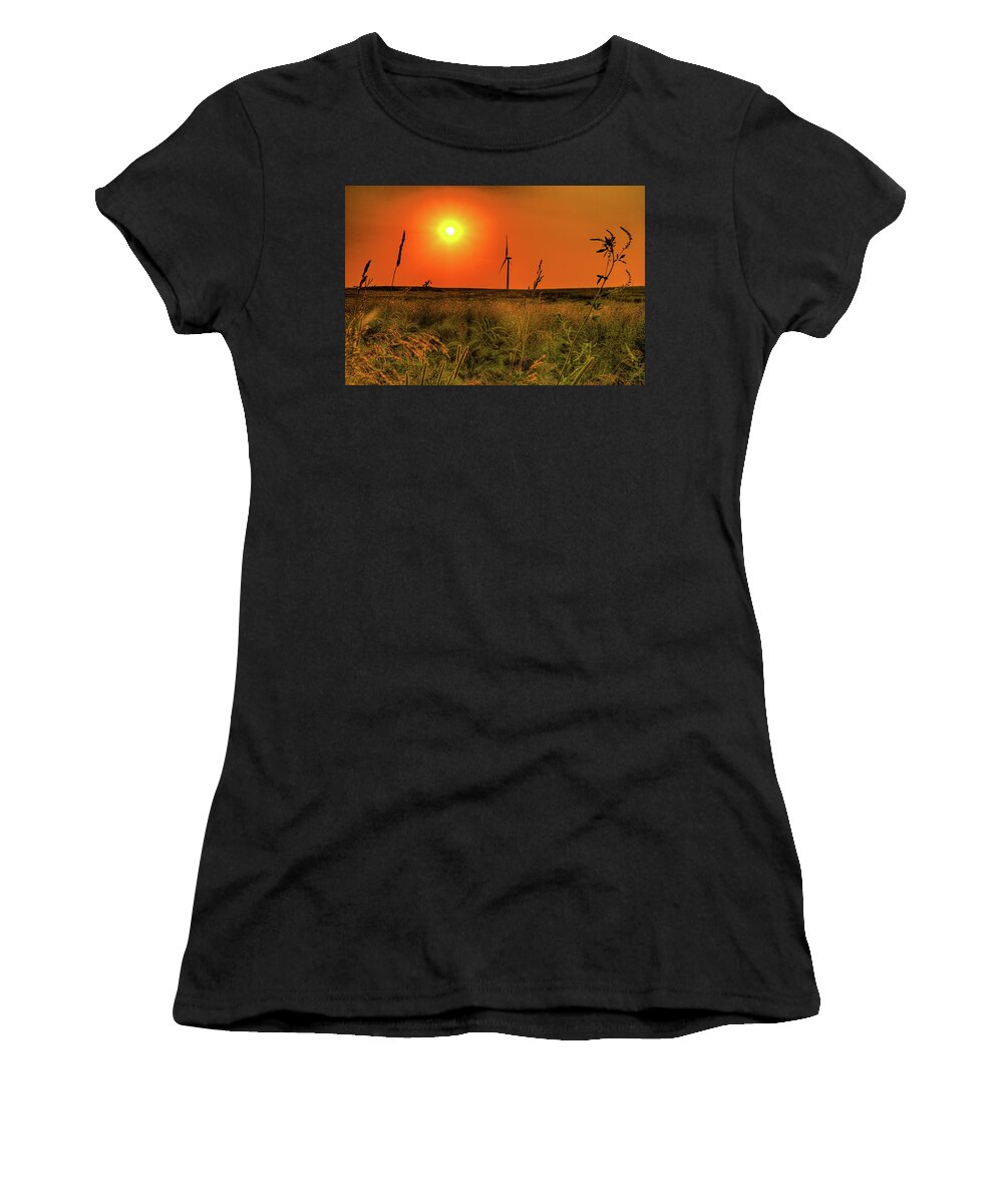 Sunset Illinois Orange Yellow Green Women's T-Shirt featuring the photograph Sunset in Illinois by David Morehead