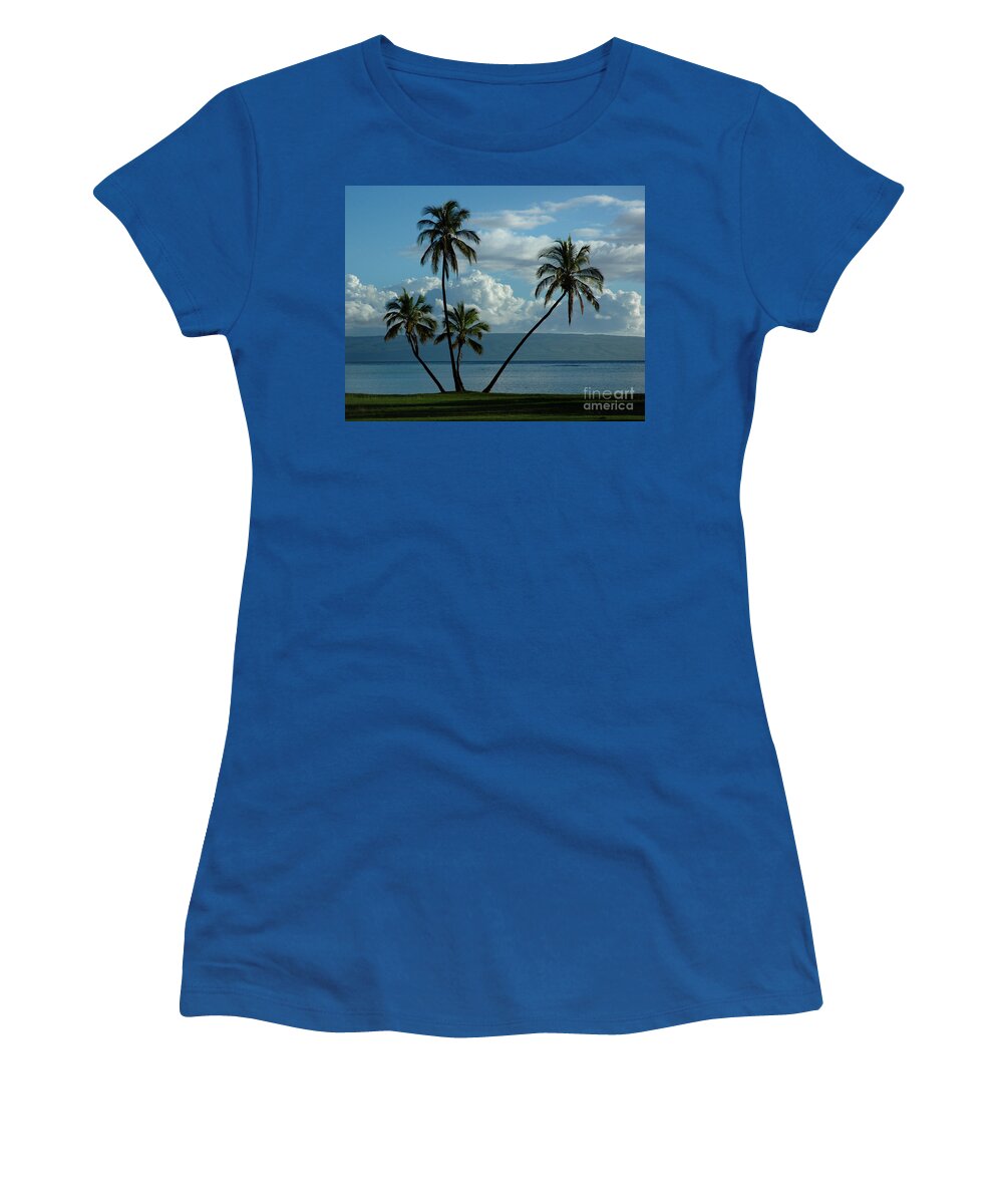 Hawaii Women's T-Shirt featuring the photograph A Little Bit of Paradise by Vivian Christopher