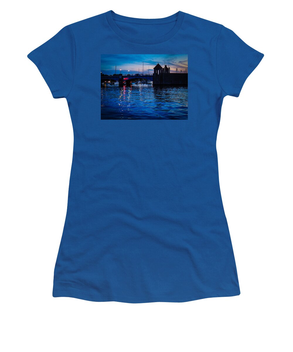 Landscapes Women's T-Shirt featuring the photograph Liquid Sunset by Glenn Feron