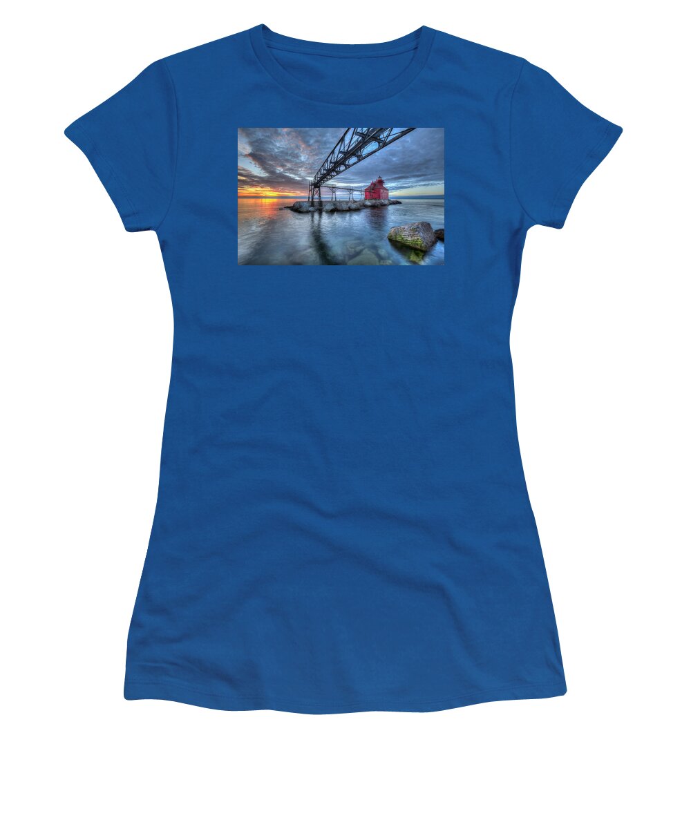 Door County Women's T-Shirt featuring the photograph Sturgeon Bay Lighthouse Sunrise by Paul Schultz