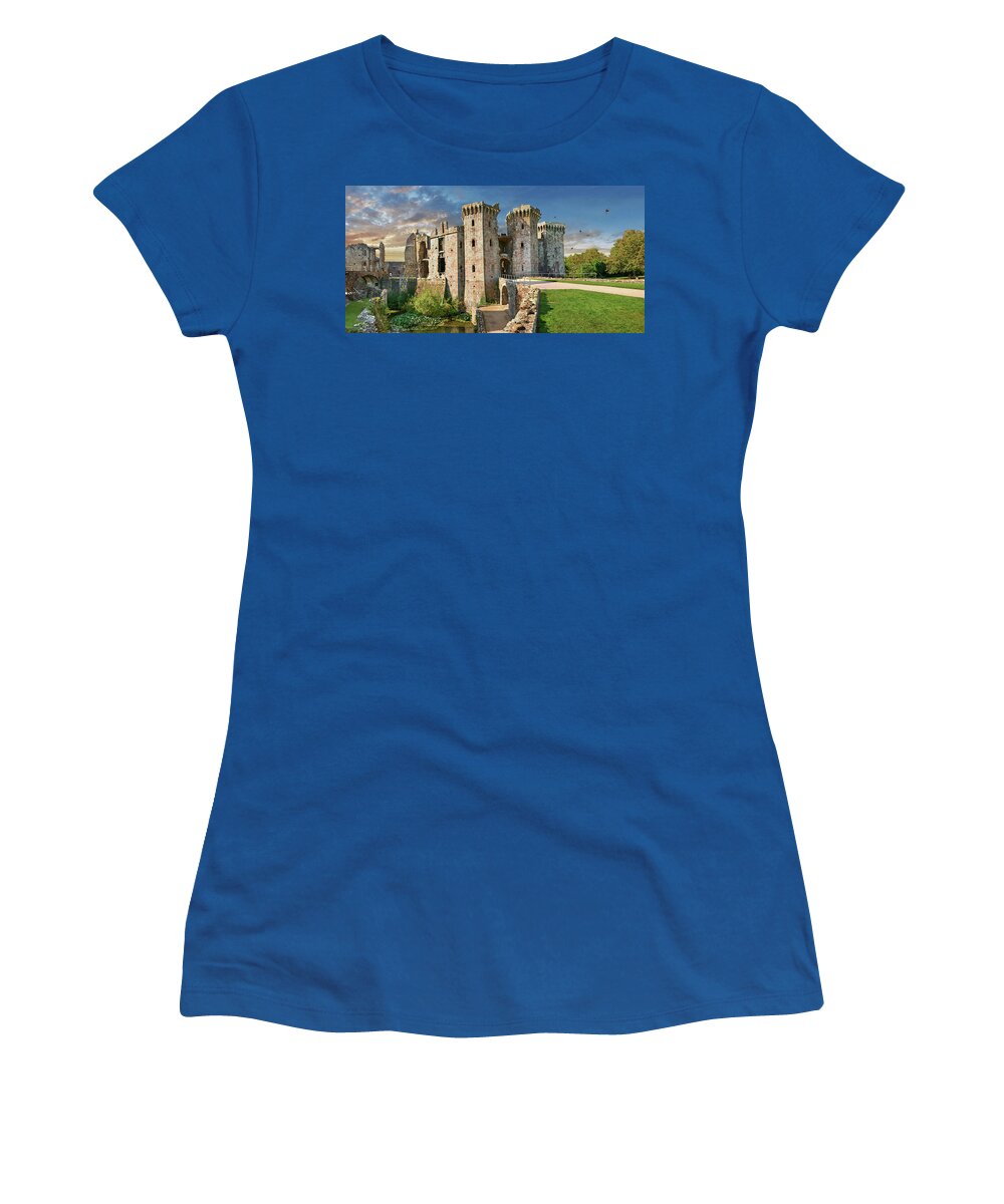 Raglan Castle Women's T-Shirt featuring the photograph Photo of the picturesque Raglan Castle Wales by Paul E Williams