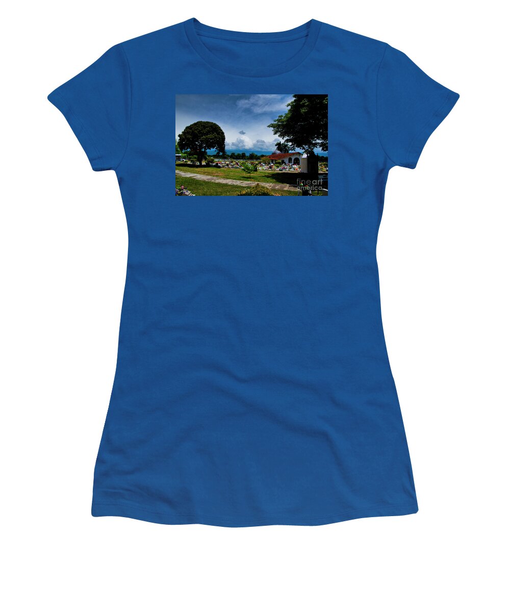 2160e Women's T-Shirt featuring the photograph Always A Great View Here by Al Bourassa