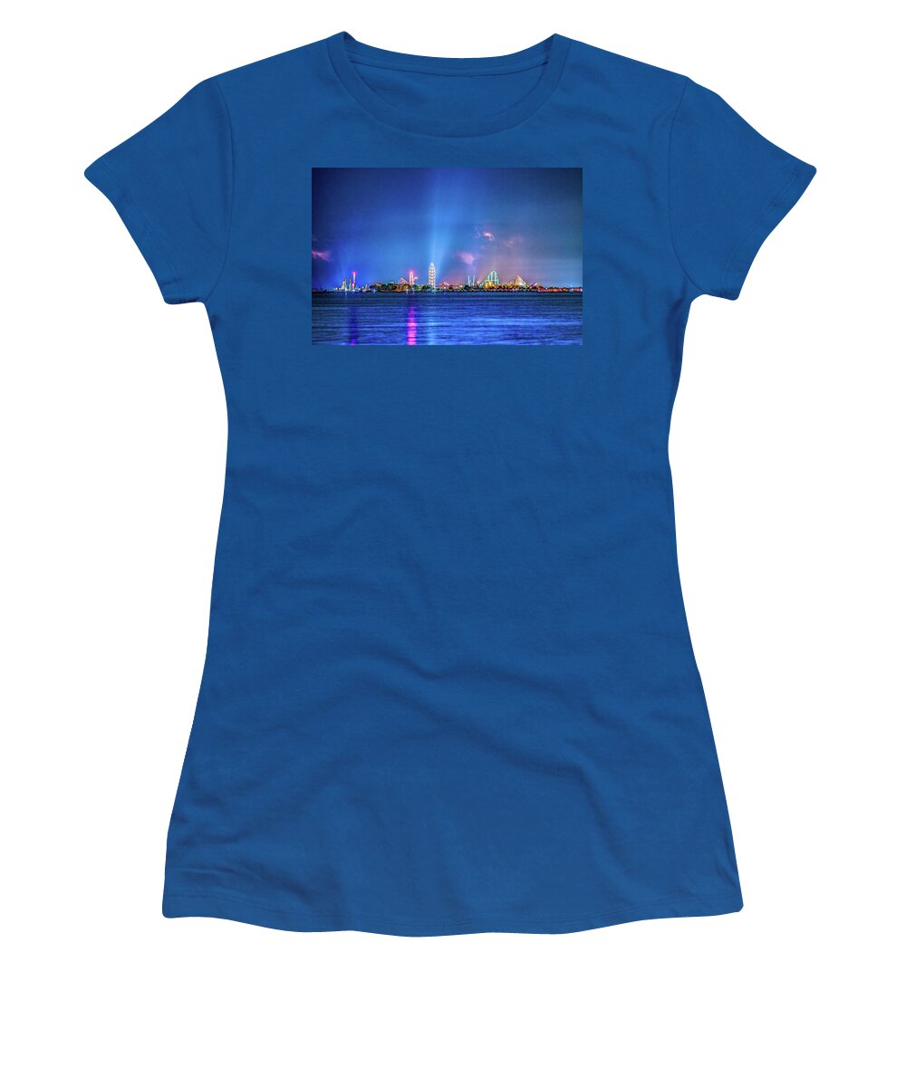 Cedar Point Women's T-Shirt featuring the photograph Cedar Point Amusement Park Before The Storm Sandusky Ohio by Dave Morgan