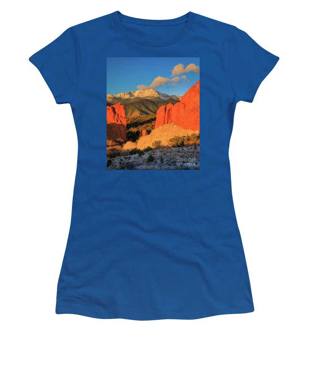 America Women's T-Shirt featuring the photograph Dawn in Garden of the Gods by Inge Johnsson