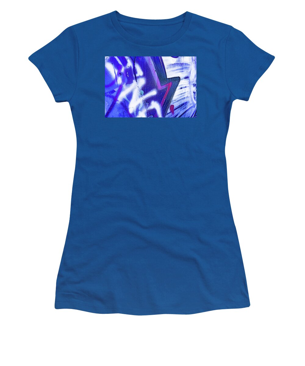 Urban Collection Photographs Women's T-Shirt featuring the digital art Diorectorially Confused by Ken Sexton