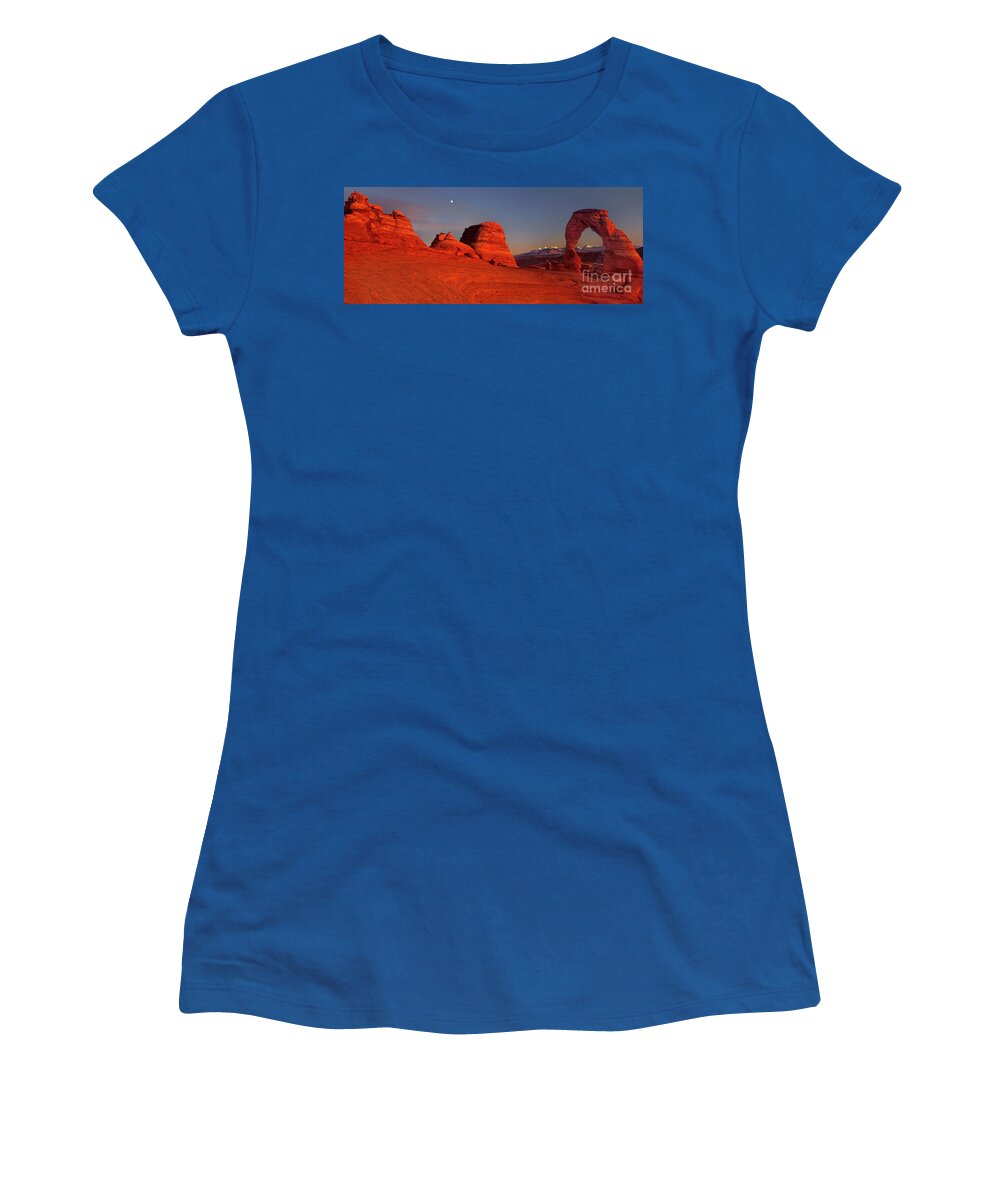 Dave Welling Women's T-Shirt featuring the photograph Panorama Delicate Arch Arches National Park Utah by Dave Welling