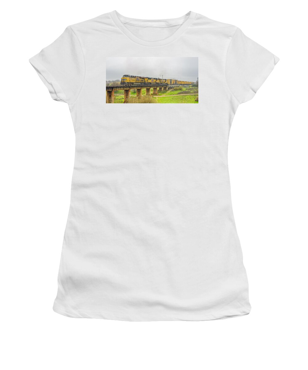 California Women's T-Shirt featuring the photograph Up8057 #2 by Jim Thompson
