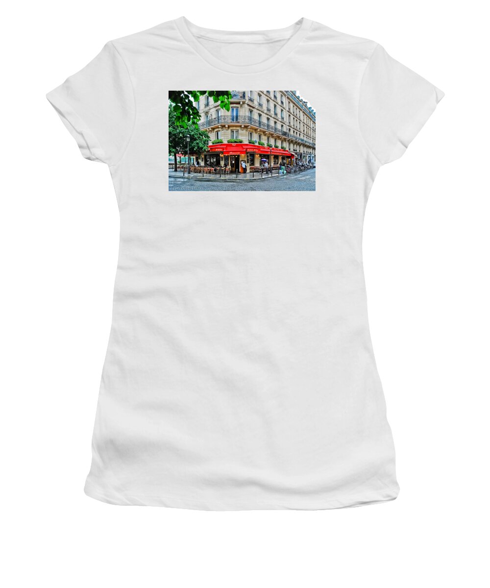 Brasserie de l'Isle St. Louis Paris Women's T-Shirt