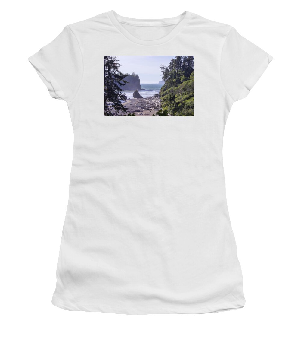  Beach Women's T-Shirt featuring the photograph Ruby Beach by Cathy Anderson