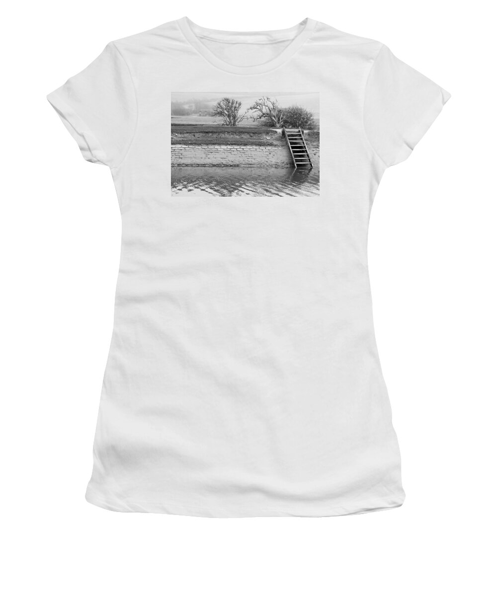 Ladder Women's T-Shirt featuring the photograph Stairway to the River by Vanessa Thomas