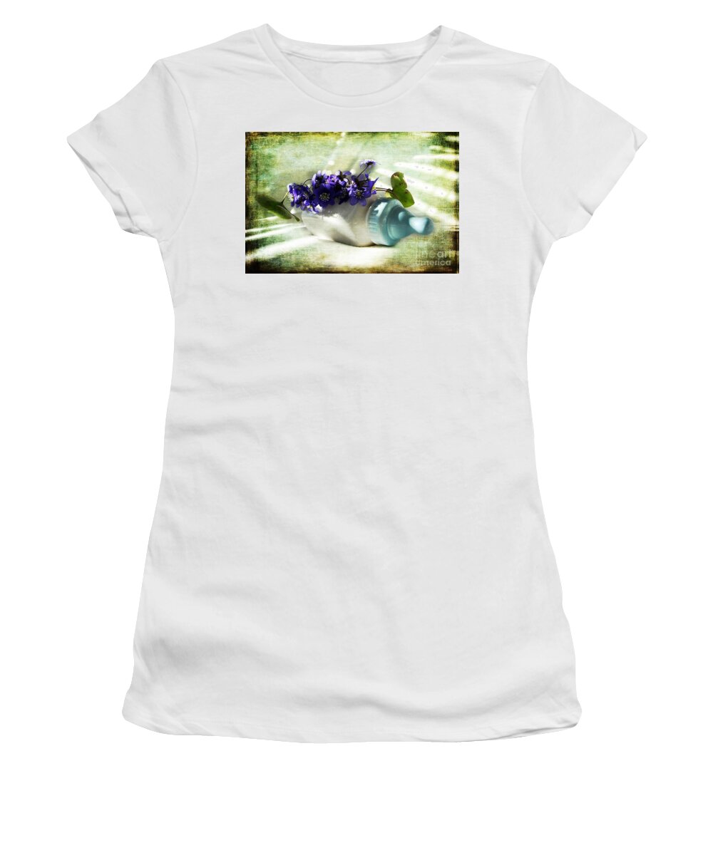 Hepatica Nobilis Women's T-Shirt featuring the photograph Wonders Happen in the Spring by Randi Grace Nilsberg