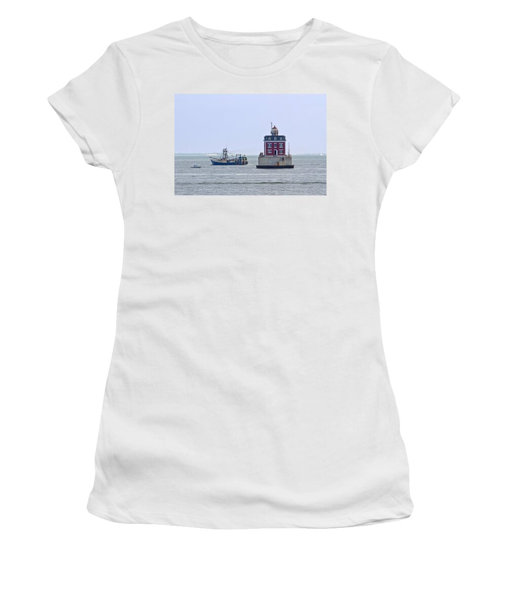 Ledge Lighthouse Women's T-Shirt featuring the photograph New London Ledge lighthouse. by David Freuthal