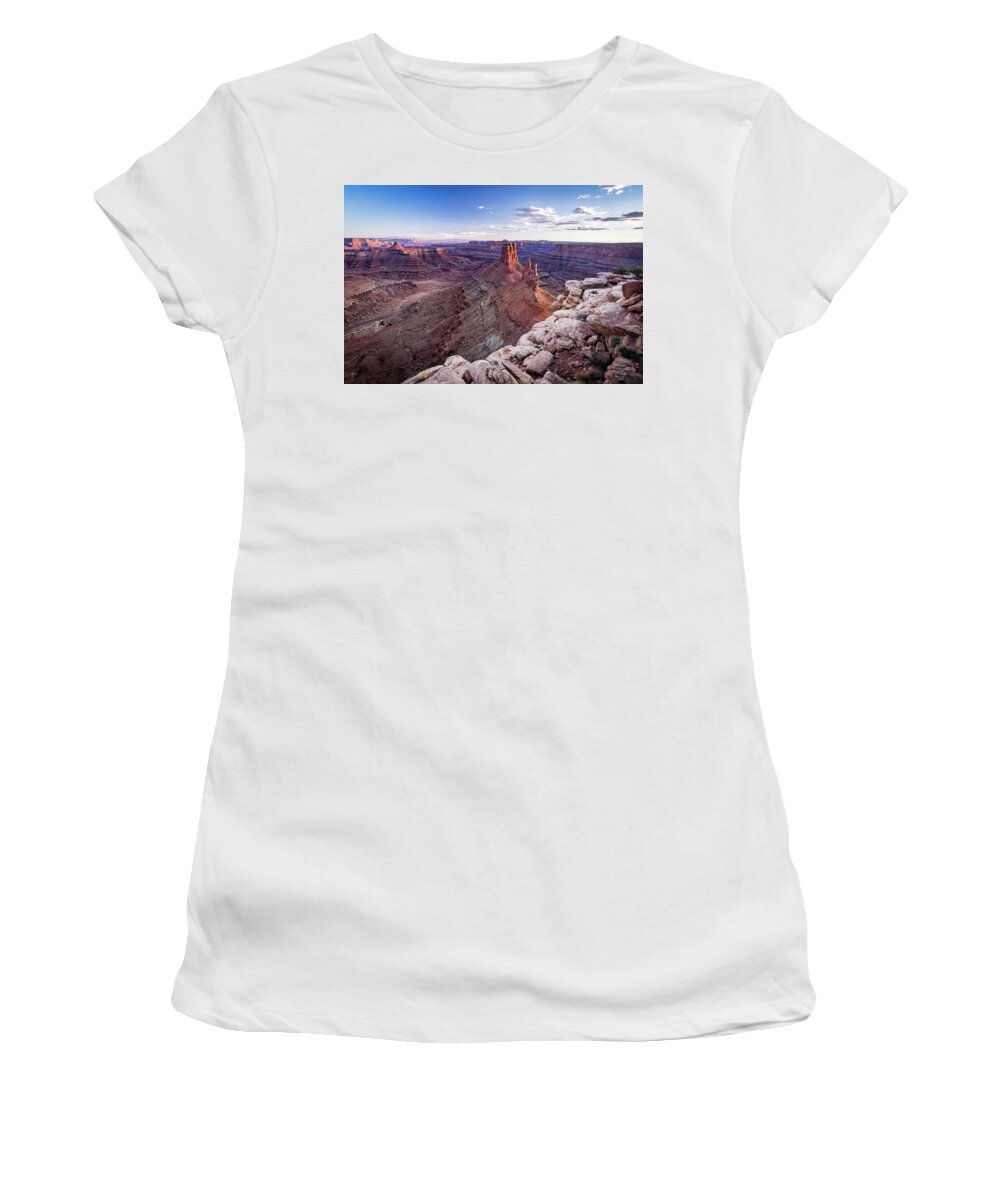 Utah Women's T-Shirt featuring the photograph Marlboro Point #1 by Mati Krimerman