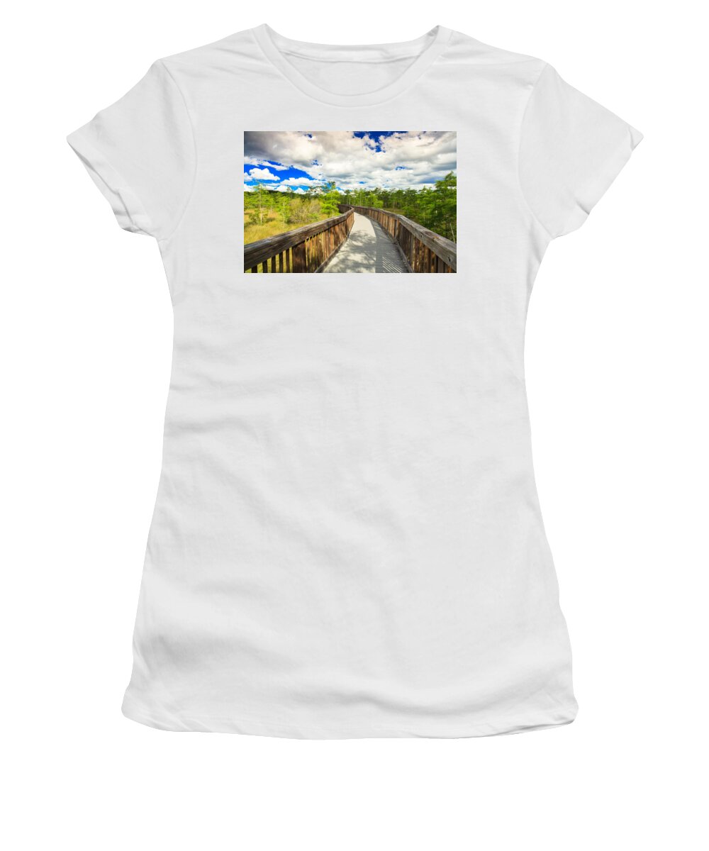 Everglades Women's T-Shirt featuring the photograph Florida Everglades #9 by Raul Rodriguez