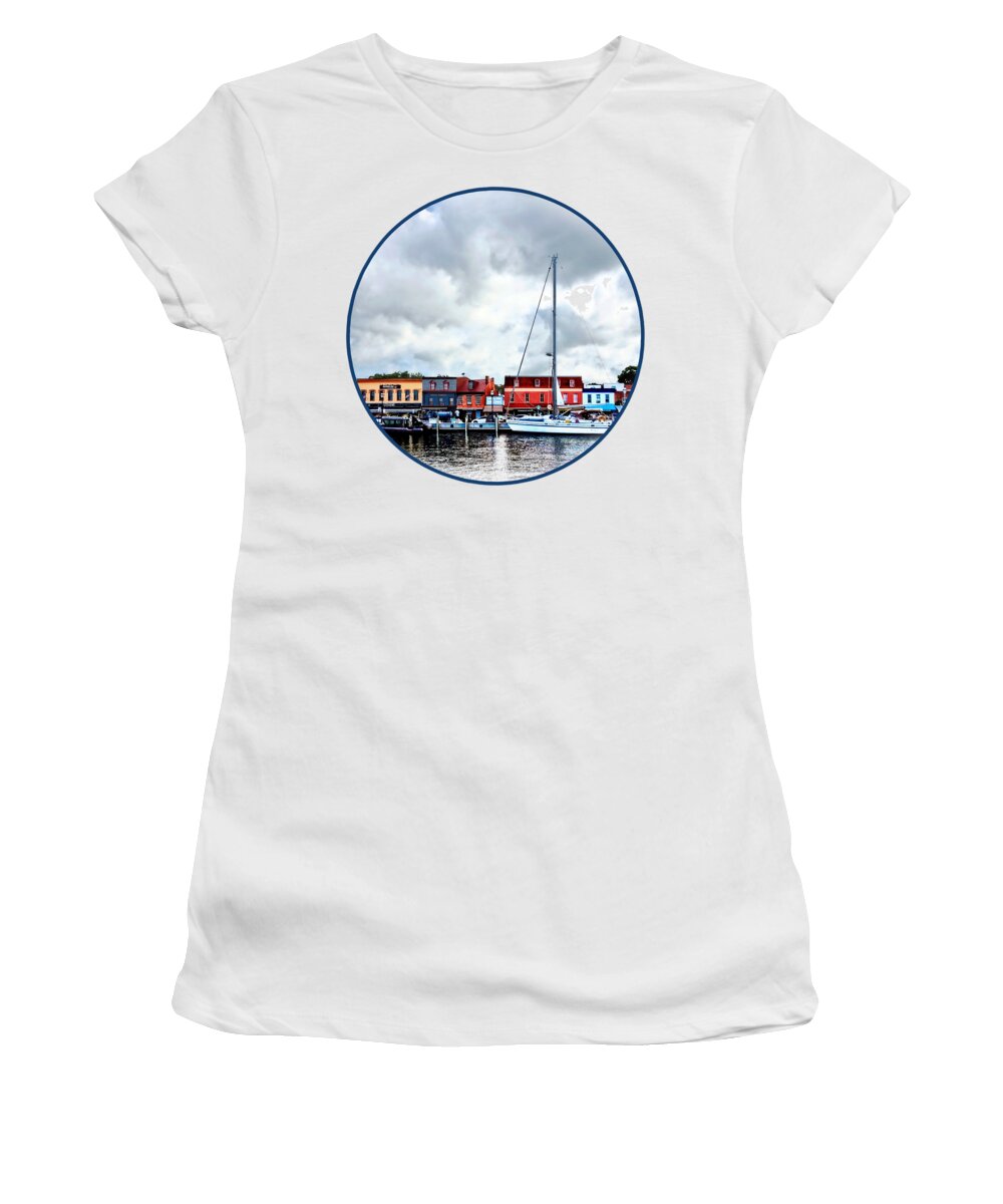  Annapolis Women's T-Shirt featuring the photograph Annapolis Md - City Dock by Susan Savad
