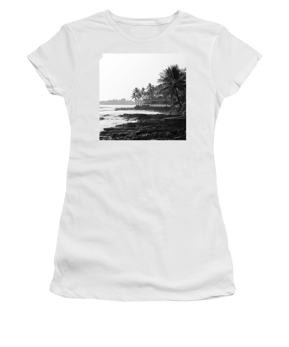  Women's T-Shirt featuring the photograph Beautiful Kona, Hawaii by Aleck Cartwright