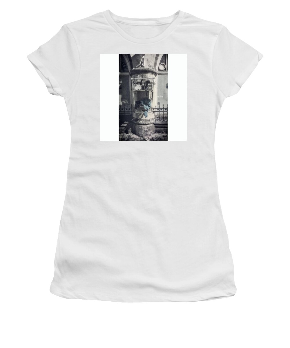 Lumia1520 Women's T-Shirt featuring the photograph Blick In Die Freebox 
#nordhausen by Mandy Tabatt