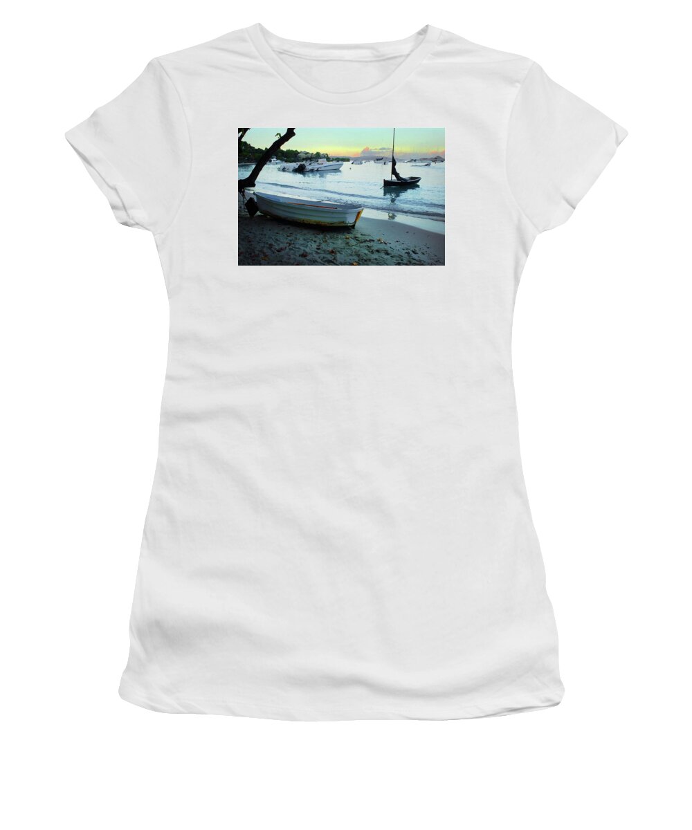 Alabama Photographer Women's T-Shirt featuring the digital art Cruz Bay Morning by Michael Thomas