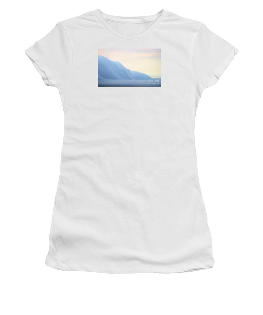 Festblues Women's T-Shirt featuring the photograph DreamScape... by Nina Stavlund