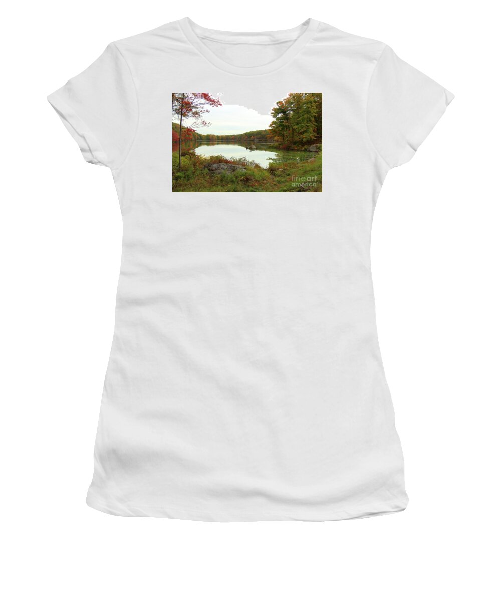 Fall Women's T-Shirt featuring the photograph Fall in New York by Les Greenwood