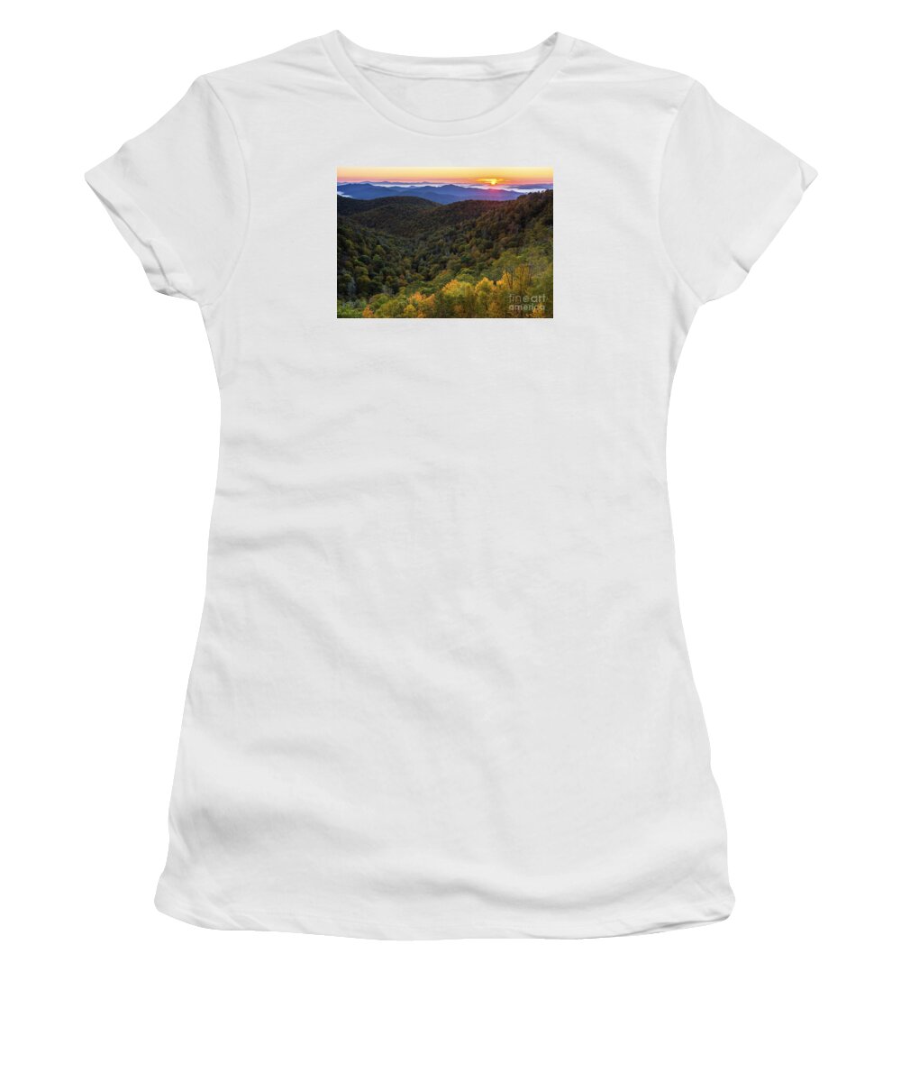 Fall Women's T-Shirt featuring the photograph Fall on the Blue Ridge Parkway. by Itai Minovitz