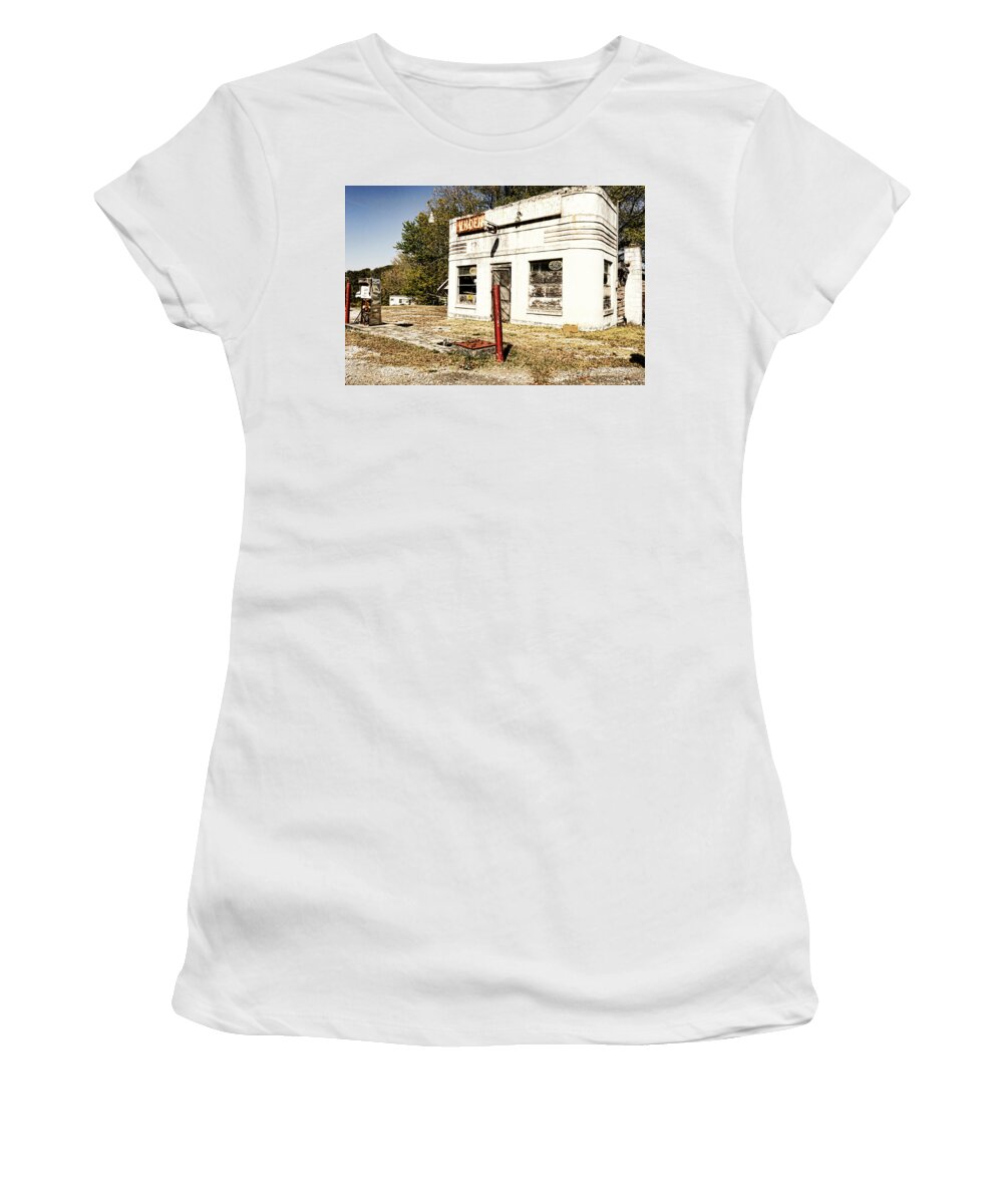 Dandridge Women's T-Shirt featuring the photograph Garage of Yesterday by Sharon Popek