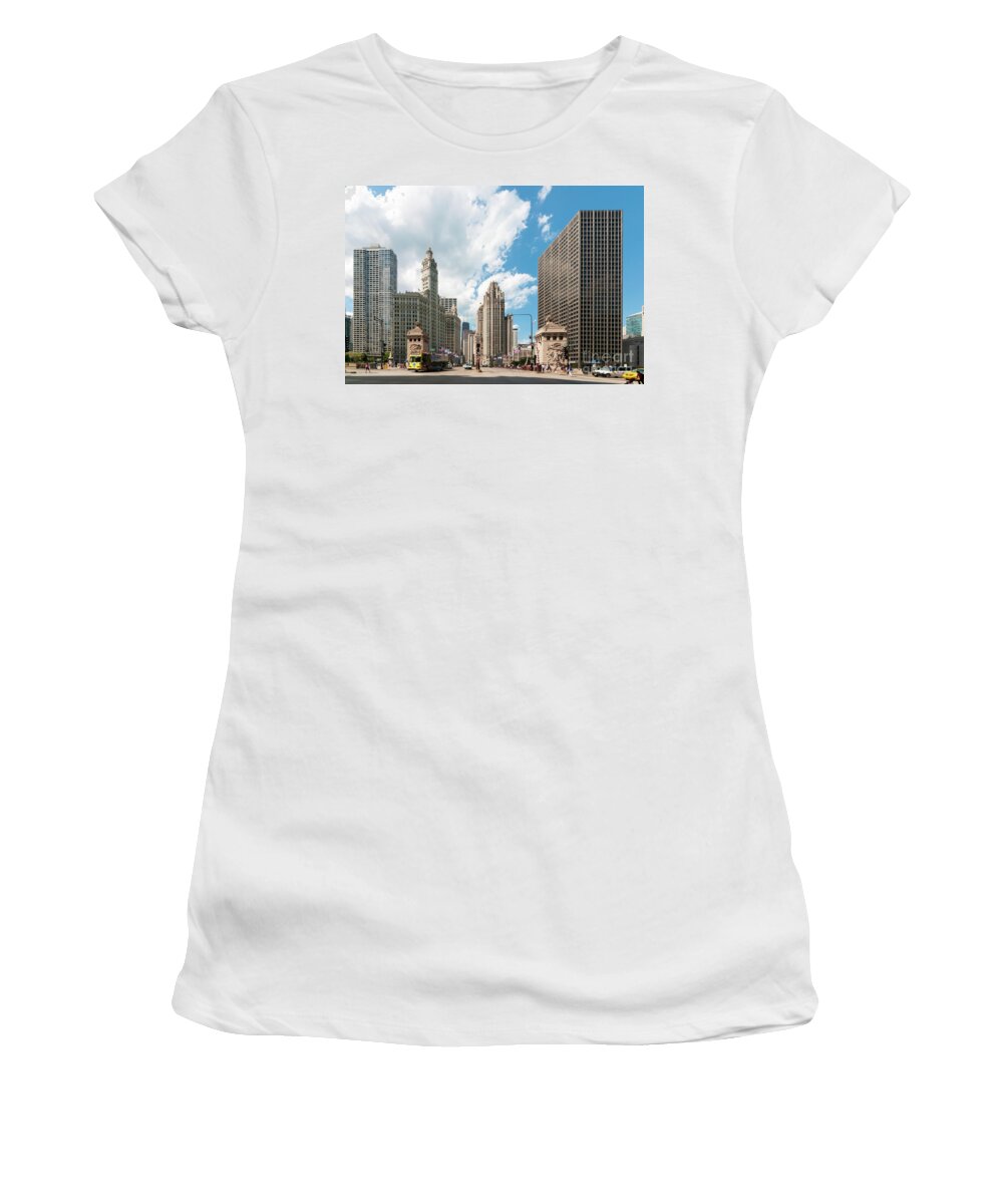 Chicago Women's T-Shirt featuring the photograph In the Middle of Wacker and Michigan by David Levin