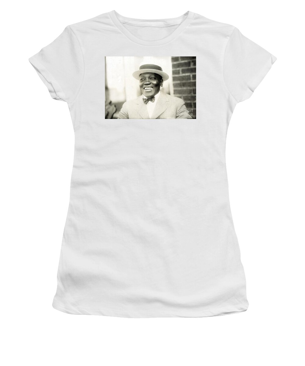 Sports Women's T-Shirt featuring the photograph Jack Johnson, American Boxer by Science Source