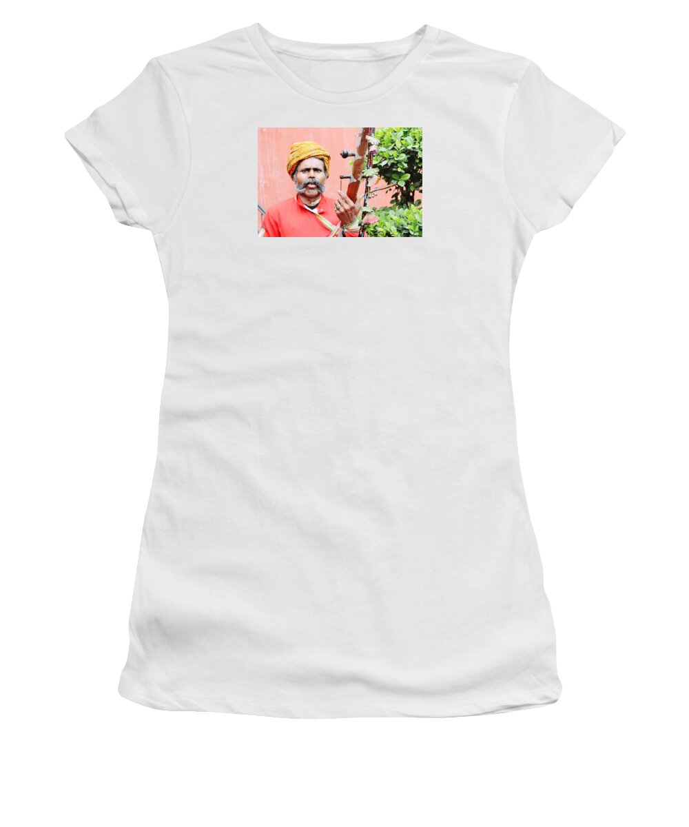 People Women's T-Shirt featuring the photograph Playon by Eesha Reddy