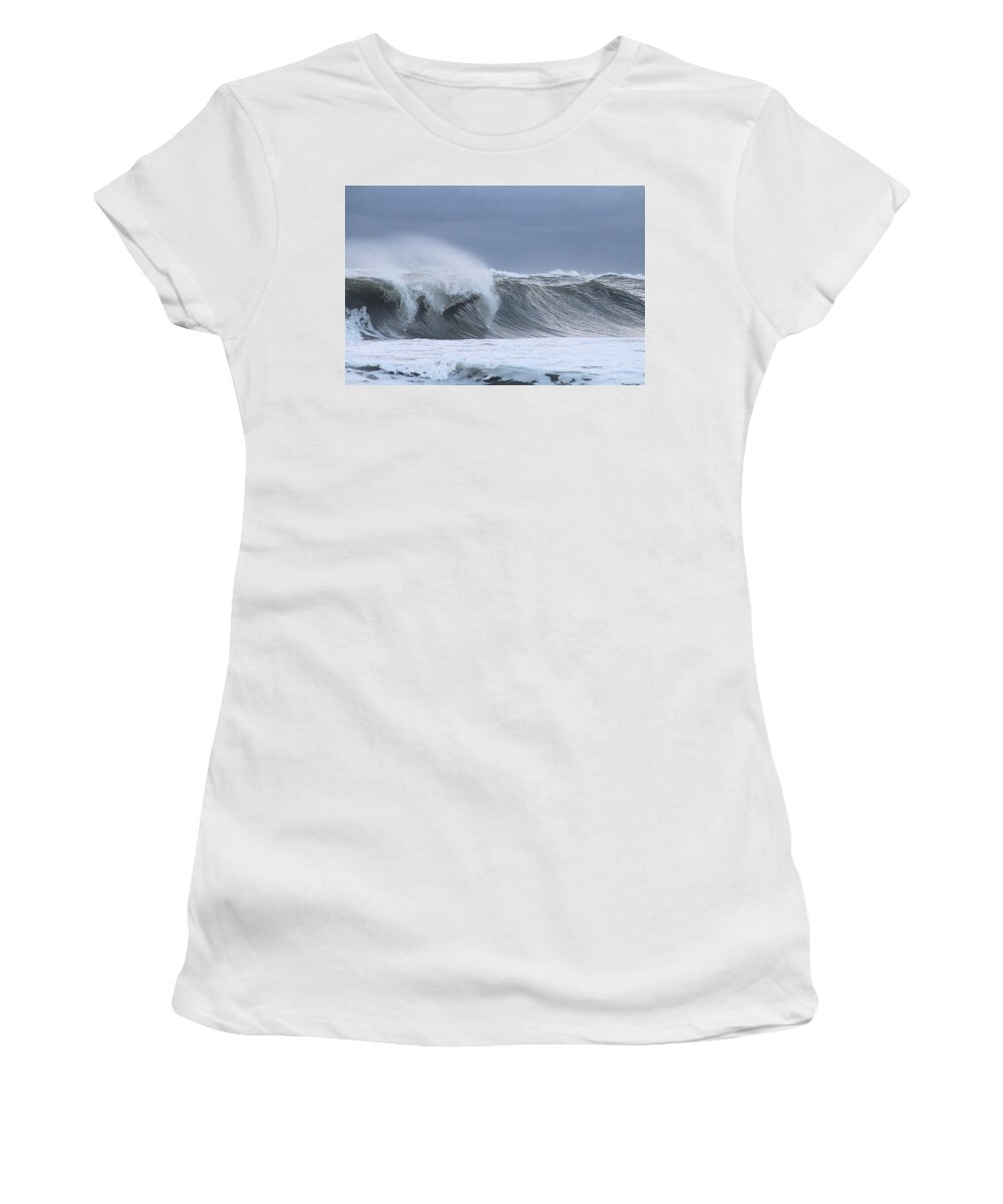 Atlantic Women's T-Shirt featuring the photograph Rolling Wave by Robert Banach