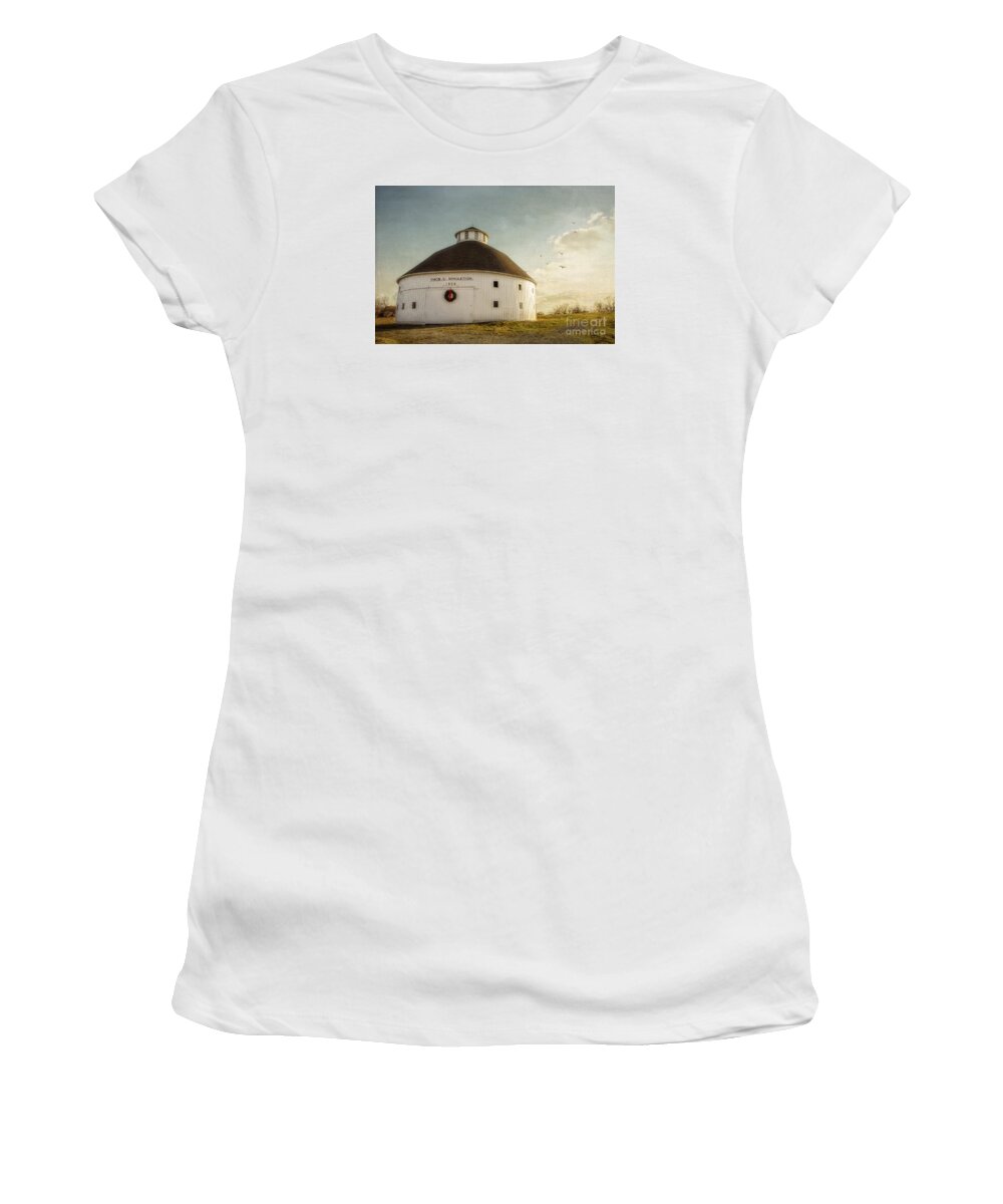 Round Women's T-Shirt featuring the photograph Singleton Round Barn by Diane Enright