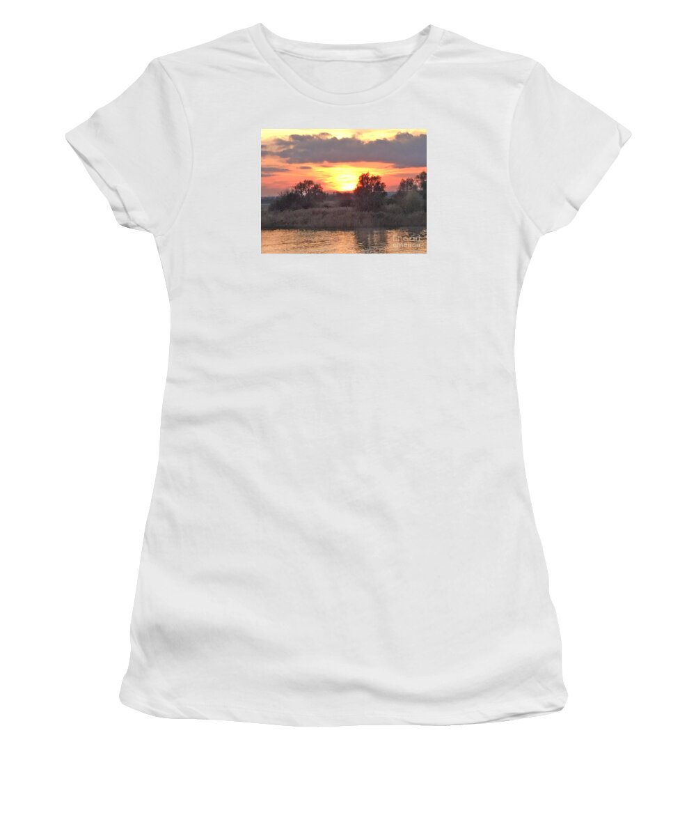 Sunset Women's T-Shirt featuring the photograph Slowly Sinking by Barbara Plattenburg