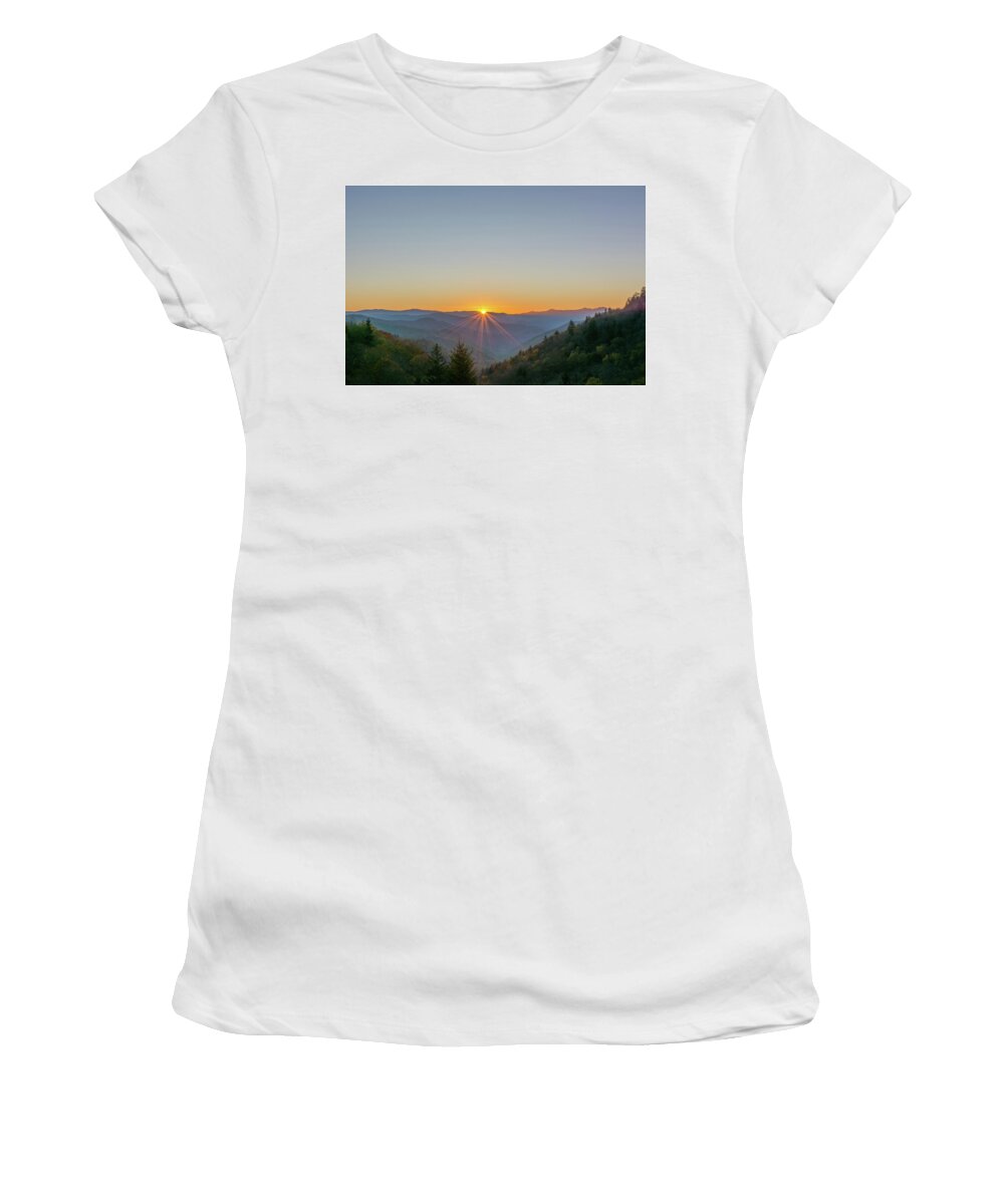 Newfound Gap Women's T-Shirt featuring the photograph Smoky Mountain Winter Sunrise by Douglas Wielfaert