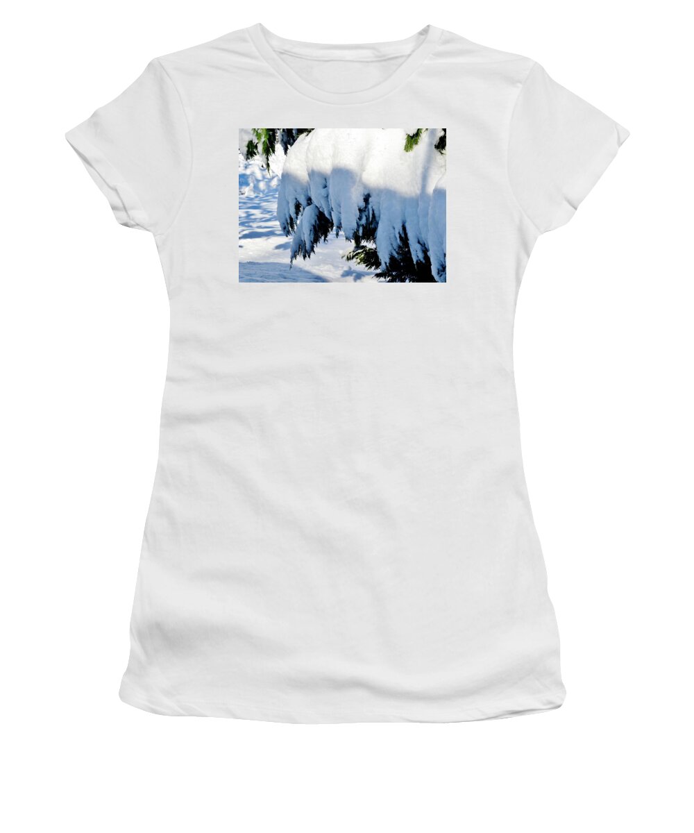 Snow Women's T-Shirt featuring the photograph Struggling to Live by Eileen Brymer