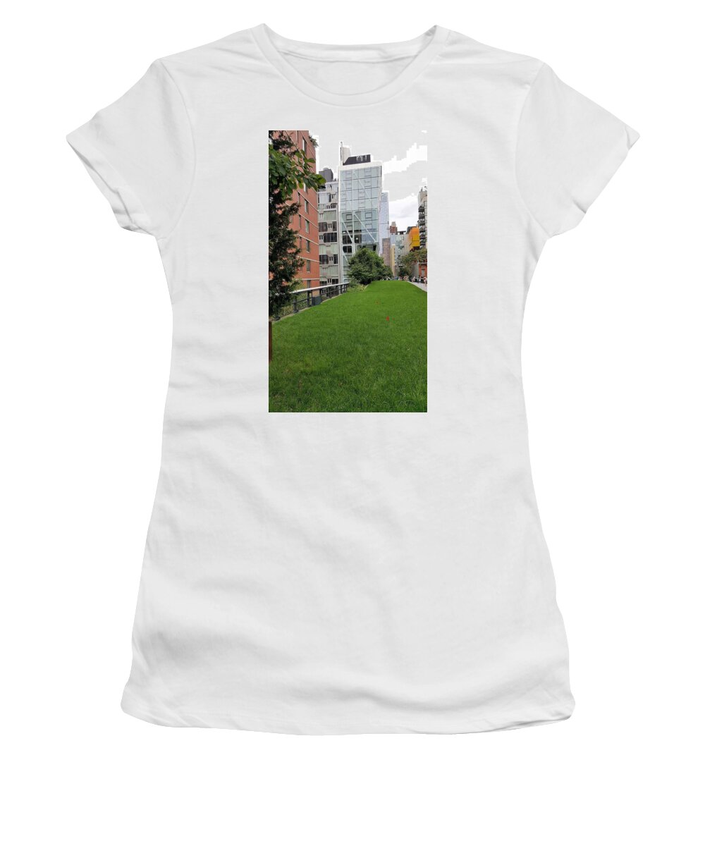 The High Line Women's T-Shirt featuring the photograph The High Line 127 by Rob Hans