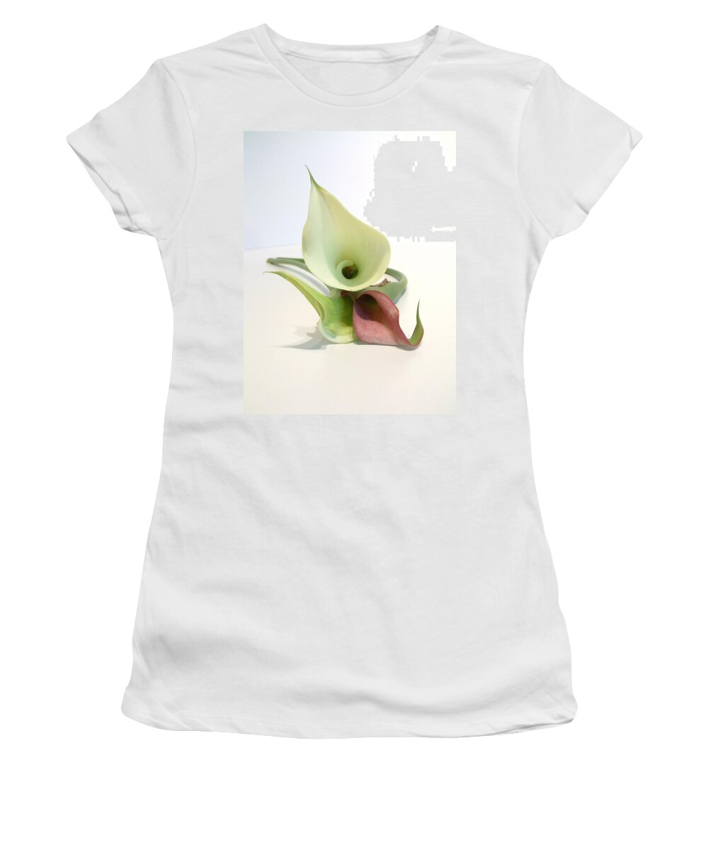 Callas Lily Women's T-Shirt featuring the photograph Tres Callas by Thomas Pipia